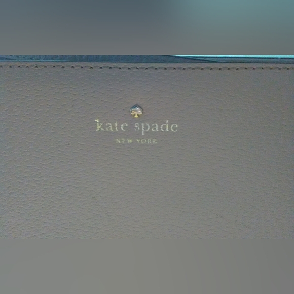 BNWOT KATE SPADE LIGHT PINK CROSSBODY ADJ. STRAPS LEATHER PINK INSIDE ZIP. PKT - Picture 2 of 10